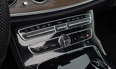 Mercedes-Benz E-Class 2018, 133651 км, за 12936.35 USD - фото 18