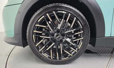 MINI Cooper 2025, 28909 км, за 22474.9 USD