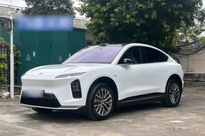Nio EC6 · 2025 год