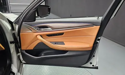 BMW 5-Series 2017, 124835 км, за 15374.6 USD - фото 24