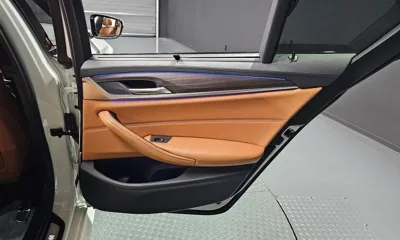 BMW 5-Series 2017, 124835 км, за 15374.6 USD - фото 25