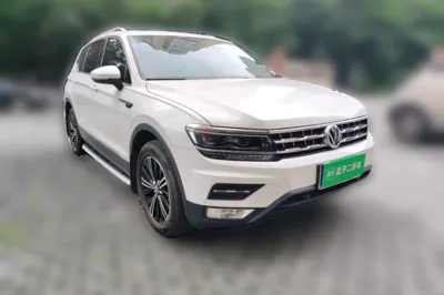 Volkswagen Tiguan L 2017, 65300 км, за 11368 USD