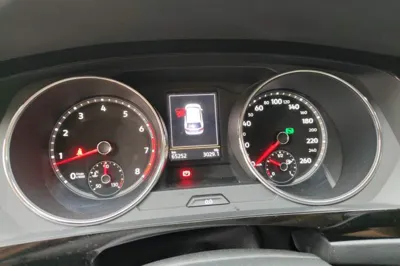 Volkswagen Tiguan L 2017, 65300 км, за 11368 USD - фото 11