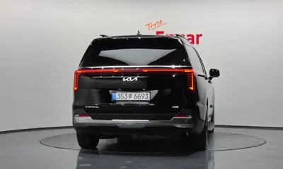 Kia Canival 2025, 15260 км, за 28817.12 USD