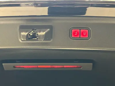 Mercedes-Benz S-Class 2023, 10000 км, за 175300.26 USD - фото 26