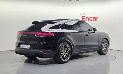 Porsche Cayenne 2023, 44255 км, за 74757.82 USD