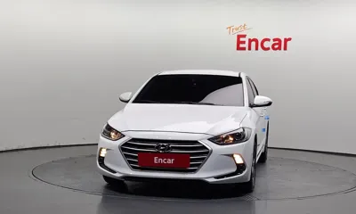 Hyundai Avante 2016, 117547 км, за 4529.34 USD