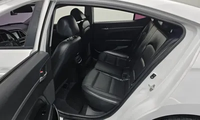 Hyundai Avante 2016, 117547 км, за 4495.12 USD - фото 12