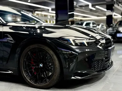 BMW M4 2025, 10000 км, за 123654.56 USD