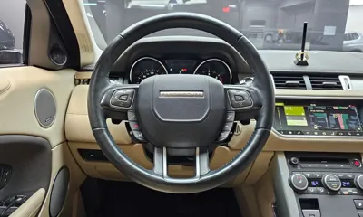 Land Rover Range Rover Evoque 2018, 49446 км, за 10371.54 USD - фото 13