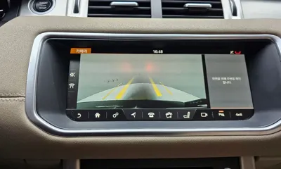 Land Rover Range Rover Evoque 2018, 49446 км, за 10371.54 USD - фото 15