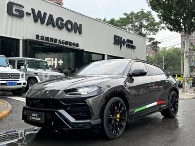 Lamborghini Urus · 2022 год