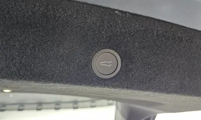 Tesla Model Y 2026, 231 км, за 52448.47 USD - фото 31