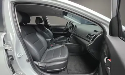 Hyundai Avante 2016, 110115 км, за 7218.54 USD - фото 10