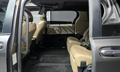 Toyota Sienna 2022, 83568 км, за 25534.99 USD - фото 13