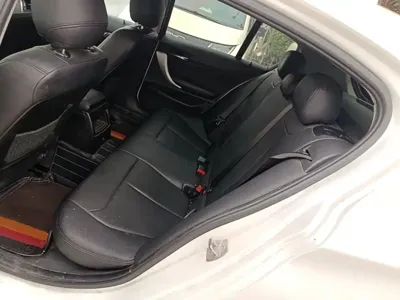 BMW 1 Series (Import) 2019, 73800 км, за 6906.63 USD - фото 17