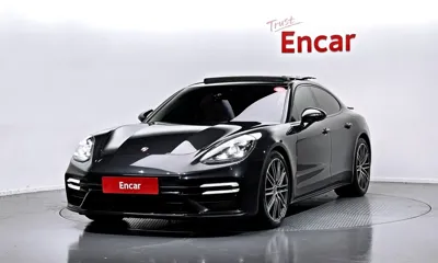 Porsche Panamera · 2021 год