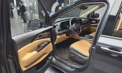 Kia Canival 2023, 30457 км, за 17889.69 USD - фото 10