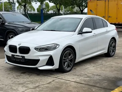 BMW 1 Series 2022, 29000 км, за 13498.84 USD