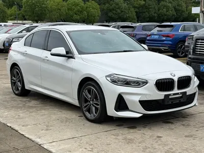 BMW 1 Series 2022, 29000 км, за 13498.84 USD