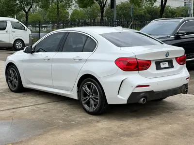 BMW 1 Series 2022, 29000 км, за 13498.84 USD