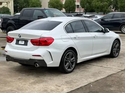 BMW 1 Series 2022, 29000 км, за 13498.84 USD