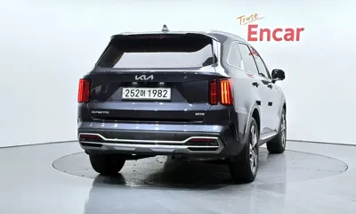 Kia Sorento 2023, 92504 км, за 17979.92 USD