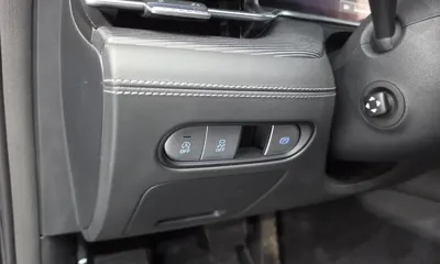 Genesis G90 2023, 41978 км, за 44768.28 USD - фото 20