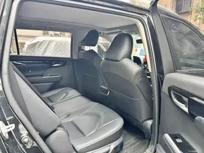 Toyota Highlander 2024, 20000 км, за 25647.8 USD