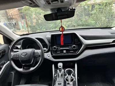 Toyota Highlander 2024, 20000 км, за 25647.8 USD