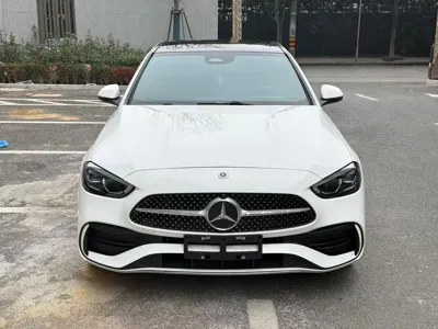 Mercedes-Benz C-Class 2025, 25000 км, за 30723.36 USD