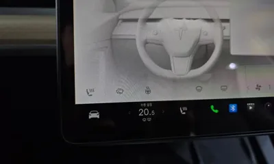 Tesla Model Y 2024, 81342 км, за 24937.64 USD - фото 29