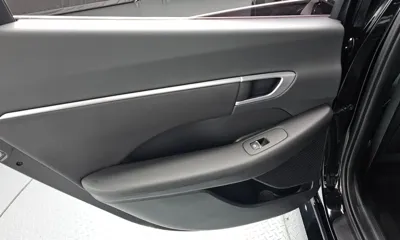 Hyundai Sonata 2023, 41813 км, за 14626.53 USD - фото 25