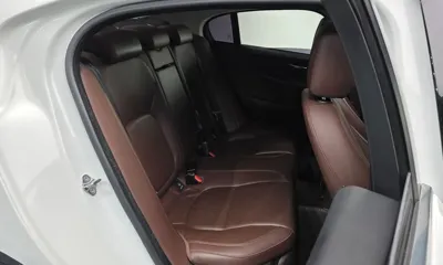 Jaguar XE 2016, 163335 км, за 2931.6 USD - фото 12