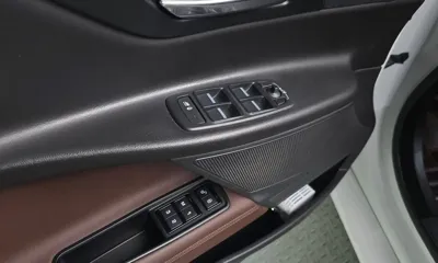 Jaguar XE 2016, 163335 км, за 2931.6 USD - фото 17