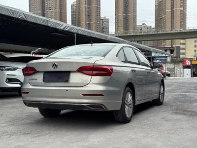 Volkswagen Lavida 2018, 130000 км, за 6249.55 USD