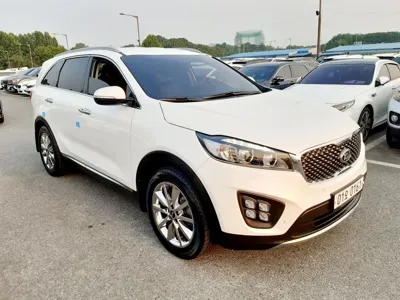 Kia Sorento 2016, 159000 км, за 8143.33 USD