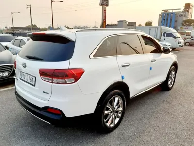 Kia Sorento 2016, 159000 км, за 8143.33 USD