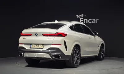 BMW X6 2022, 65117 км, за 50016.51 USD