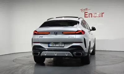 BMW X6 2025, 12848 км, за 72011.88 USD