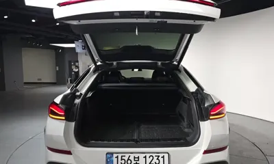 BMW X6 2025, 12848 км, за 72011.88 USD - фото 20