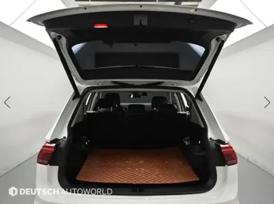 Volkswagen Tiguan 2022, 42675 км, за 19036.37 USD - фото 19