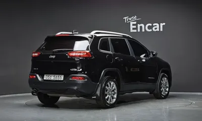 Jeep Cherokee 2018, 94792 км, за 6830.61 USD