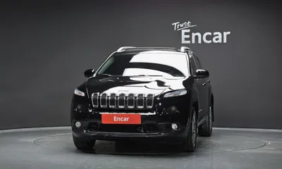 Jeep Cherokee 2018, 94792 км, за 6830.61 USD