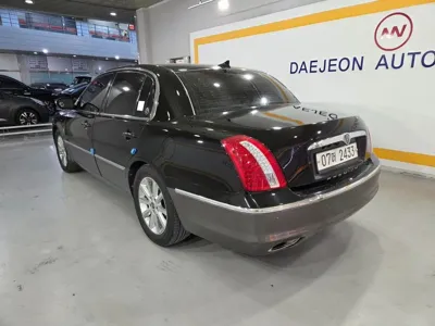 Kia Opirus 2010, 129589 км, за 2297.49 USD