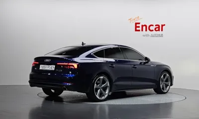 Audi A5 2019, 51996 км, за 15747.67 USD