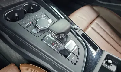 Audi A5 2019, 51996 км, за 15747.67 USD - фото 9