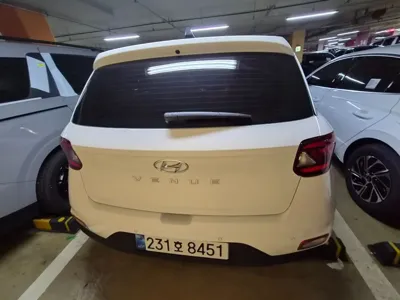 Hyundai Venue 2026, 5 км, за 2019.03 USD