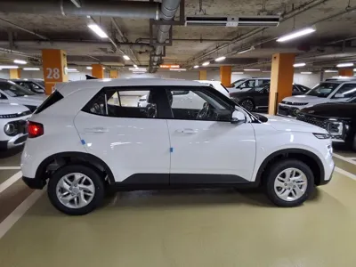 Hyundai Venue 2026, 5 км, за 2019.03 USD