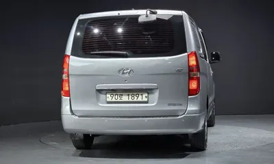 Hyundai Starex 2018, 191663 км, за 6291.39 USD